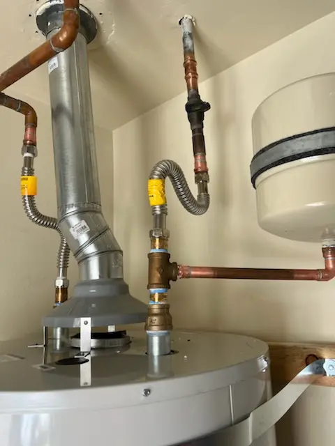 Water heater installation and plumbing repair in Haverwood